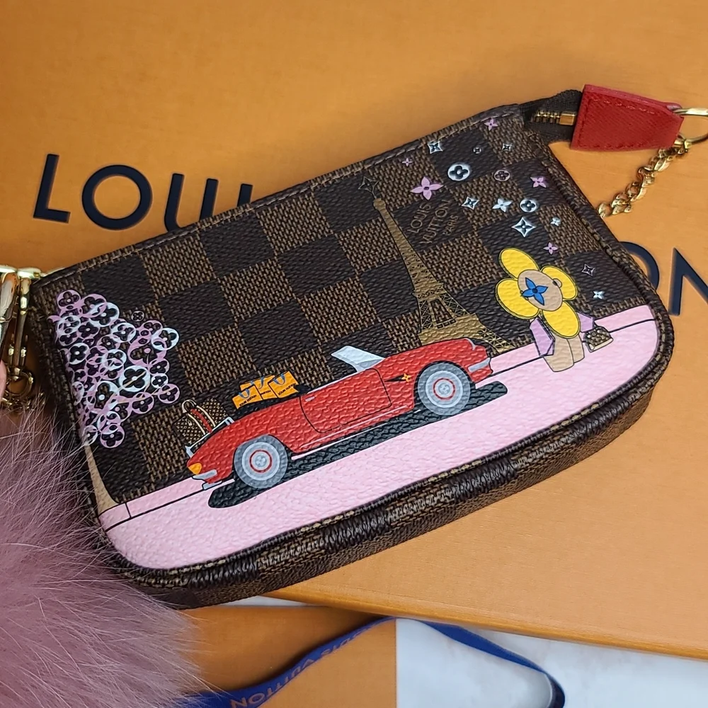 Louis Vuitton accessories mini pochette holiday 2019 Paris limited editi…